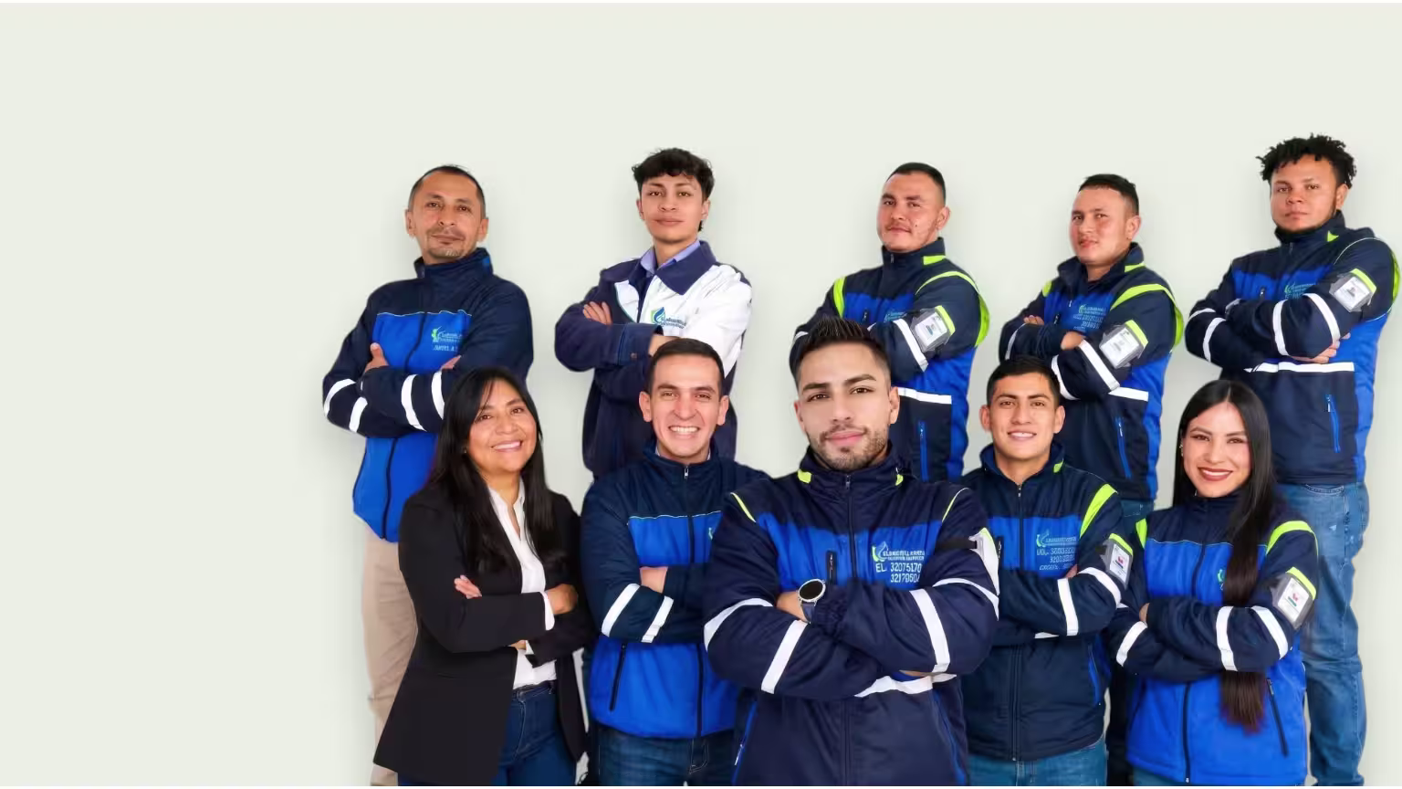 Equipo técnico de ELEHIDMILLARES S.A.S especializado en soluciones hidráulicas